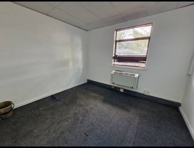 211M² OFFICE TO LET IN BARDENE